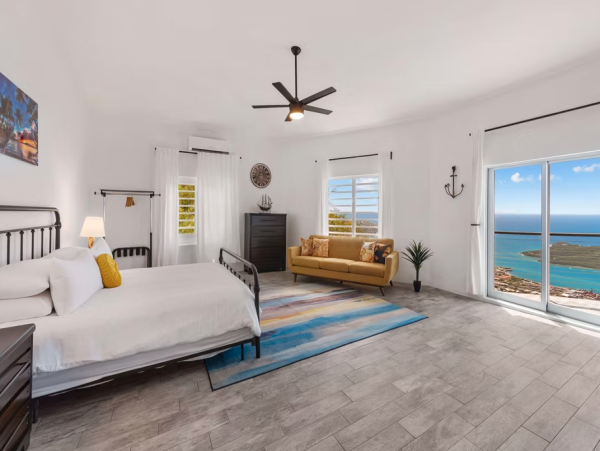 Luxurious Villa With Spectacular Views in St. Thomas